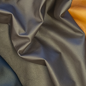 CUSHIONS WITH LEATHER